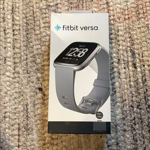 NWOT Fitbit Versa